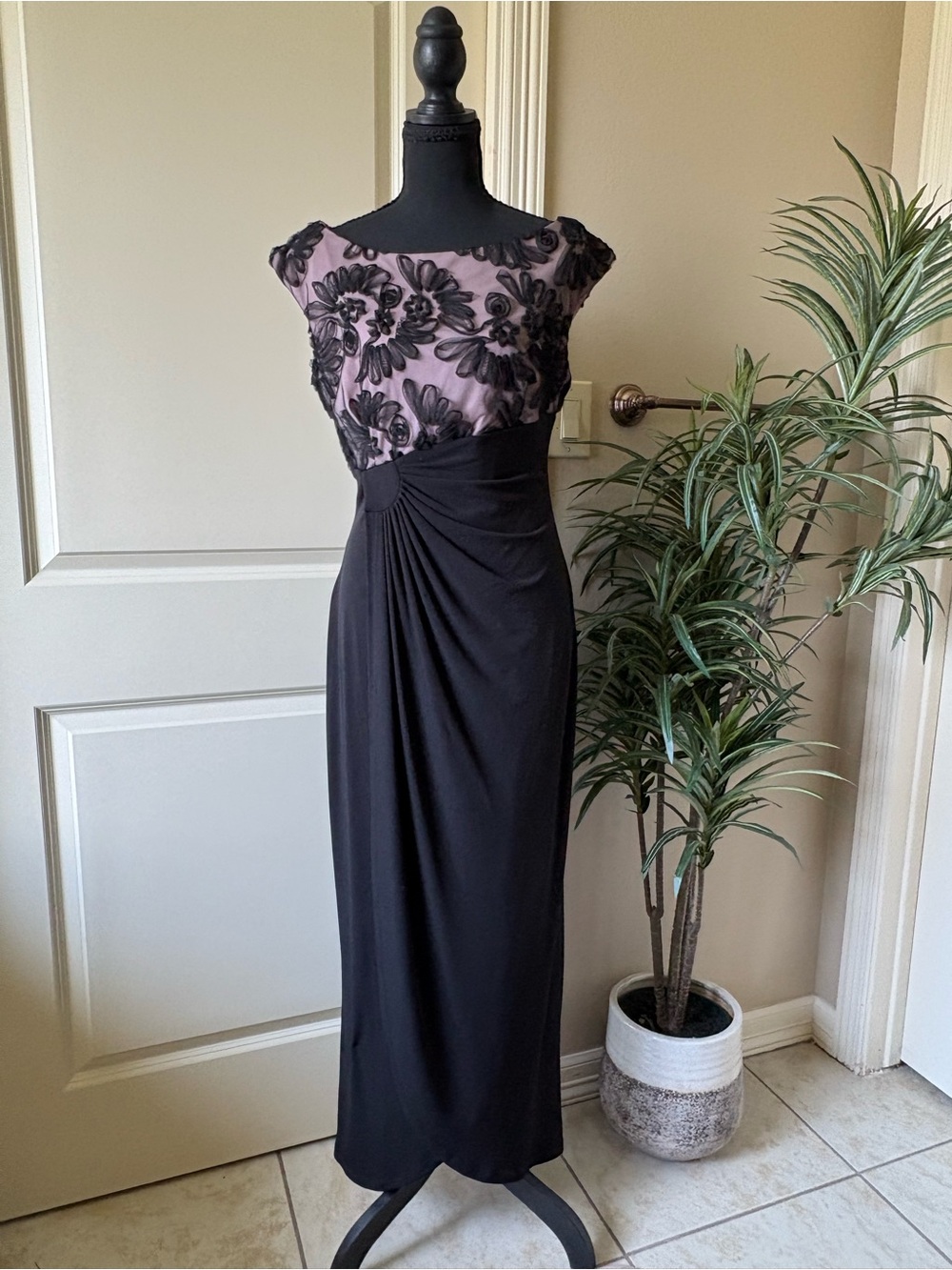 connected apparel Black Maxi Dress with Lilac Embroidered Bodice Size 6